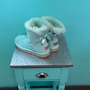 UGG Light tiffany Blue Sheepskin Boots with Ribbon
